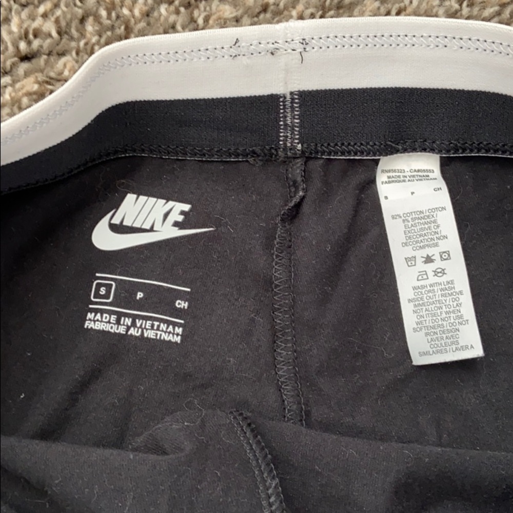 Nike leggings